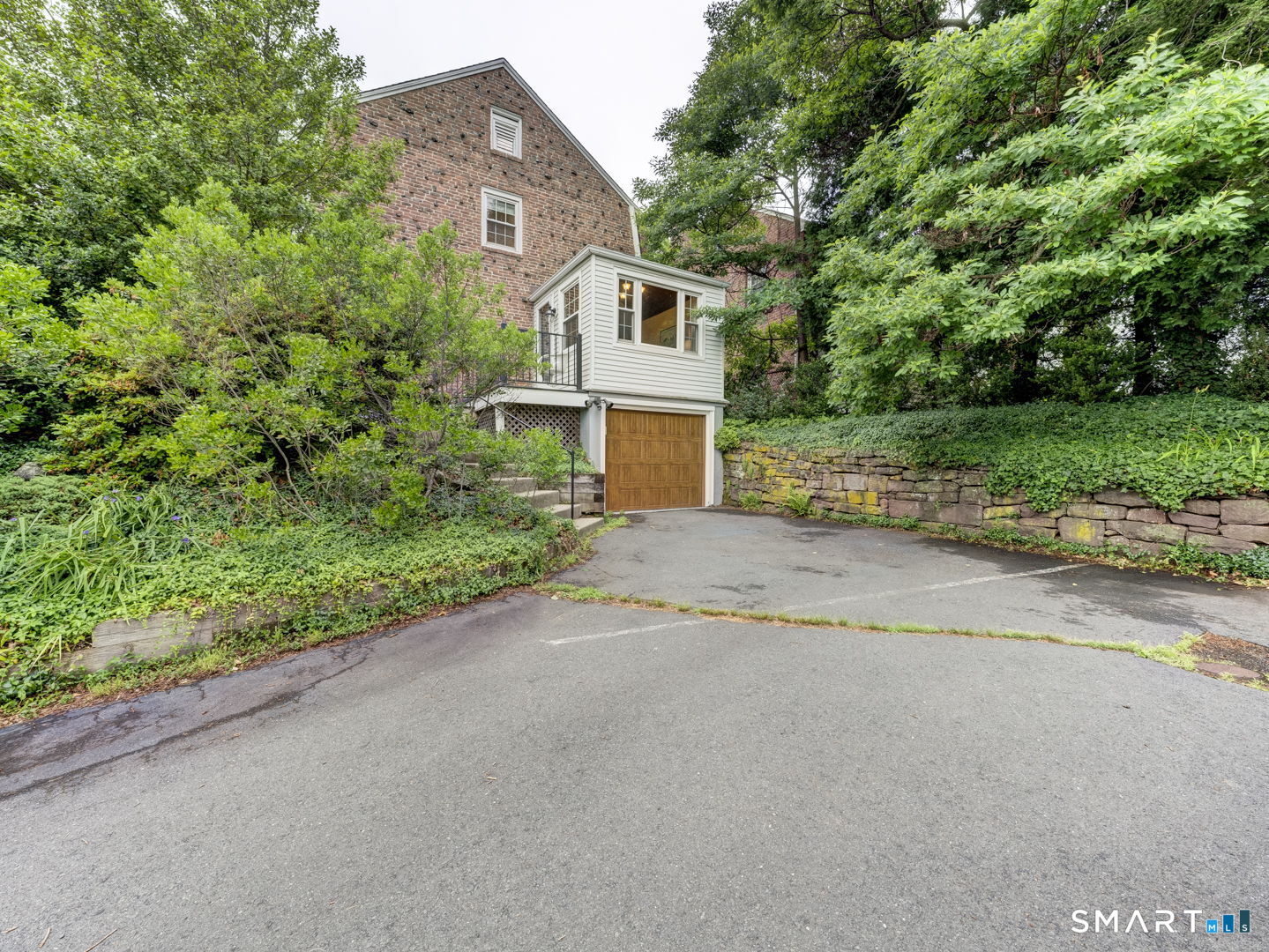 338 Ridgewood Road West Hartford CT 06107