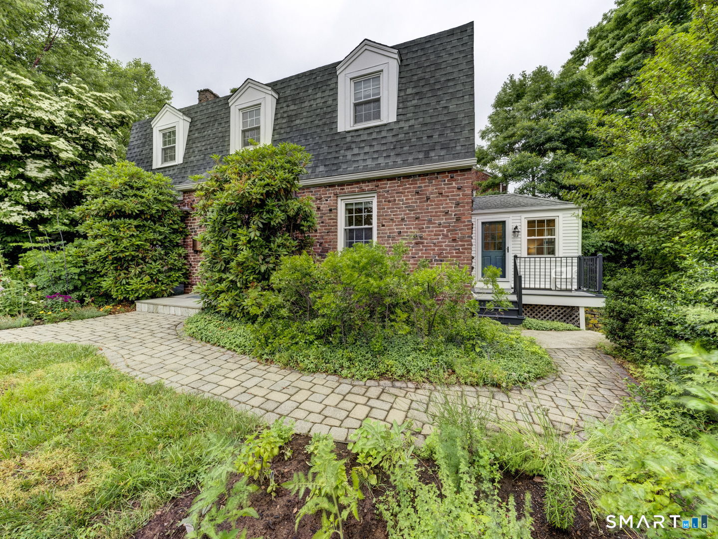 338 Ridgewood Road West Hartford CT 06107