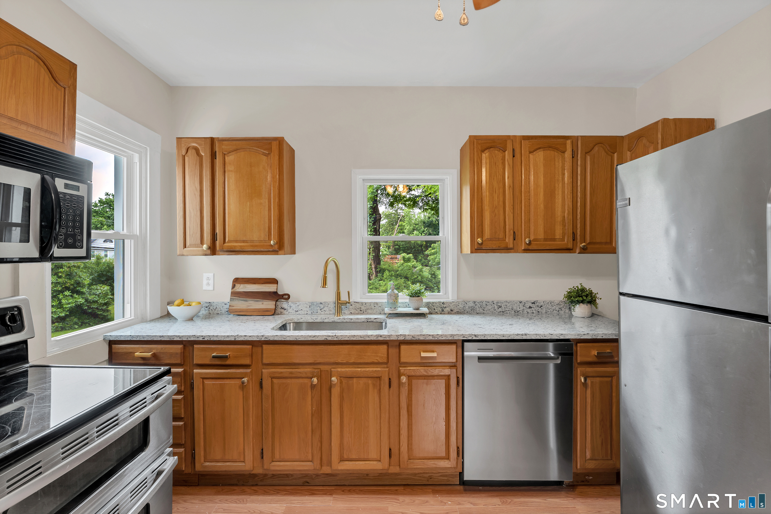 14 Main Street East Hampton CT 06424