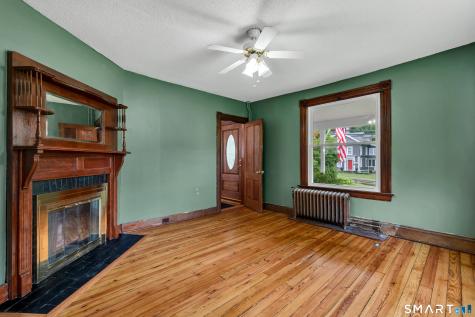 14 Main Street East Hampton CT 06424
