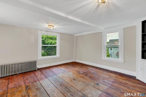 14 Main Street East Hampton CT 06424