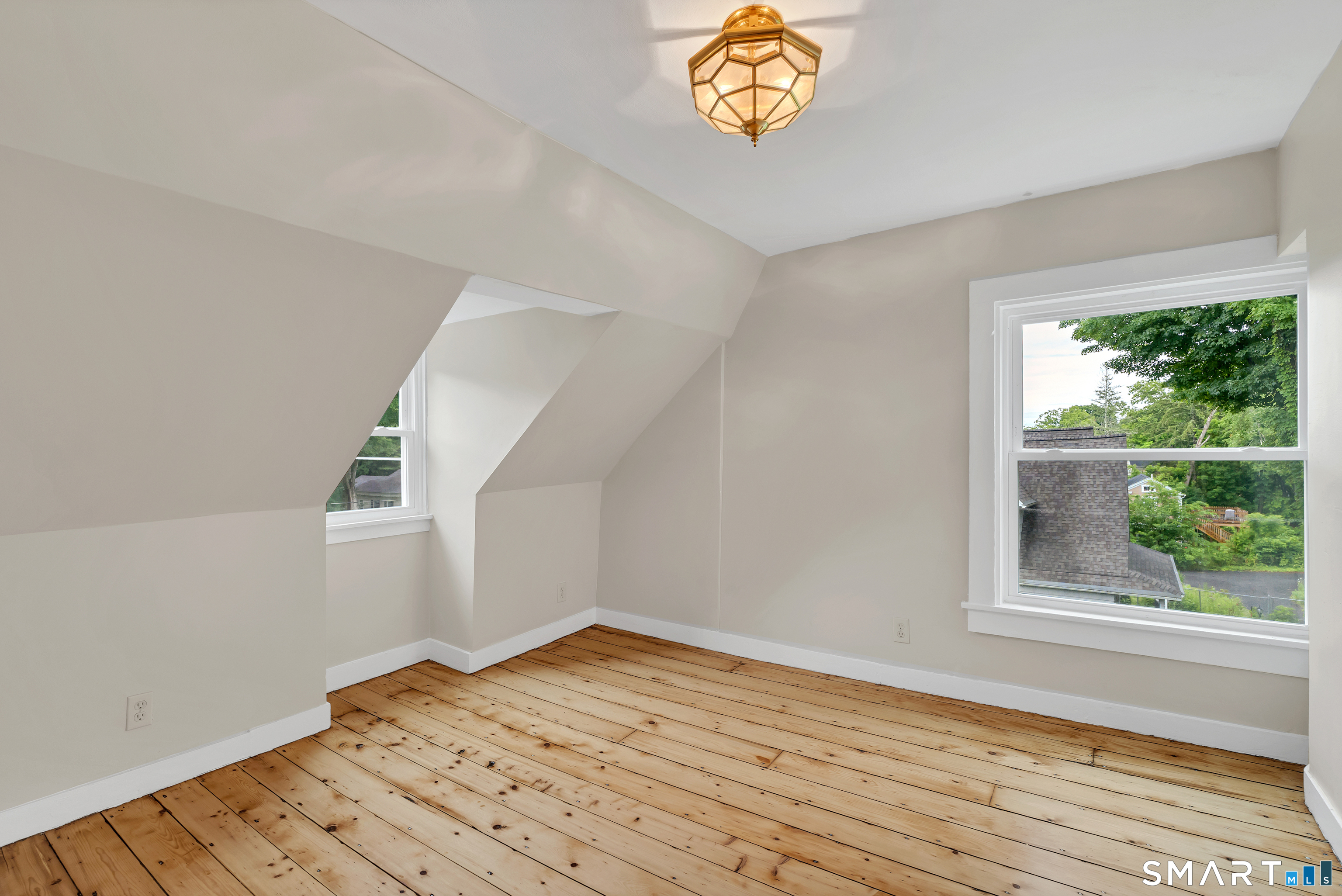 14 Main Street East Hampton CT 06424