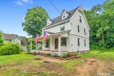 14 Main Street East Hampton CT 06424