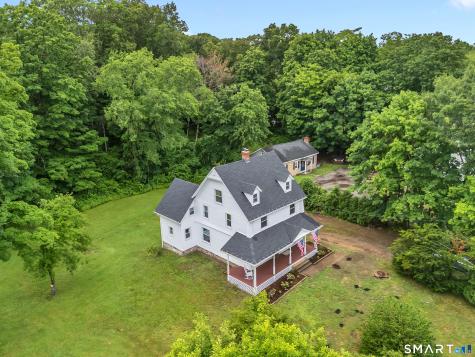 14 Main Street East Hampton CT 06424