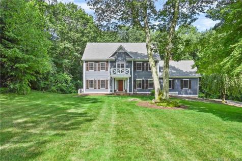 20 Canterbury Lane Easton CT 06612