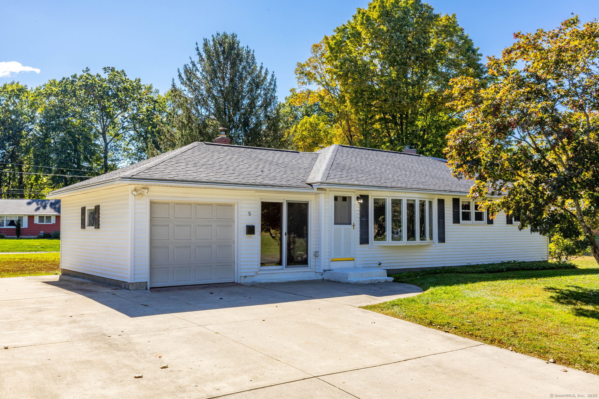 5 Arrow Street Enfield CT 06082