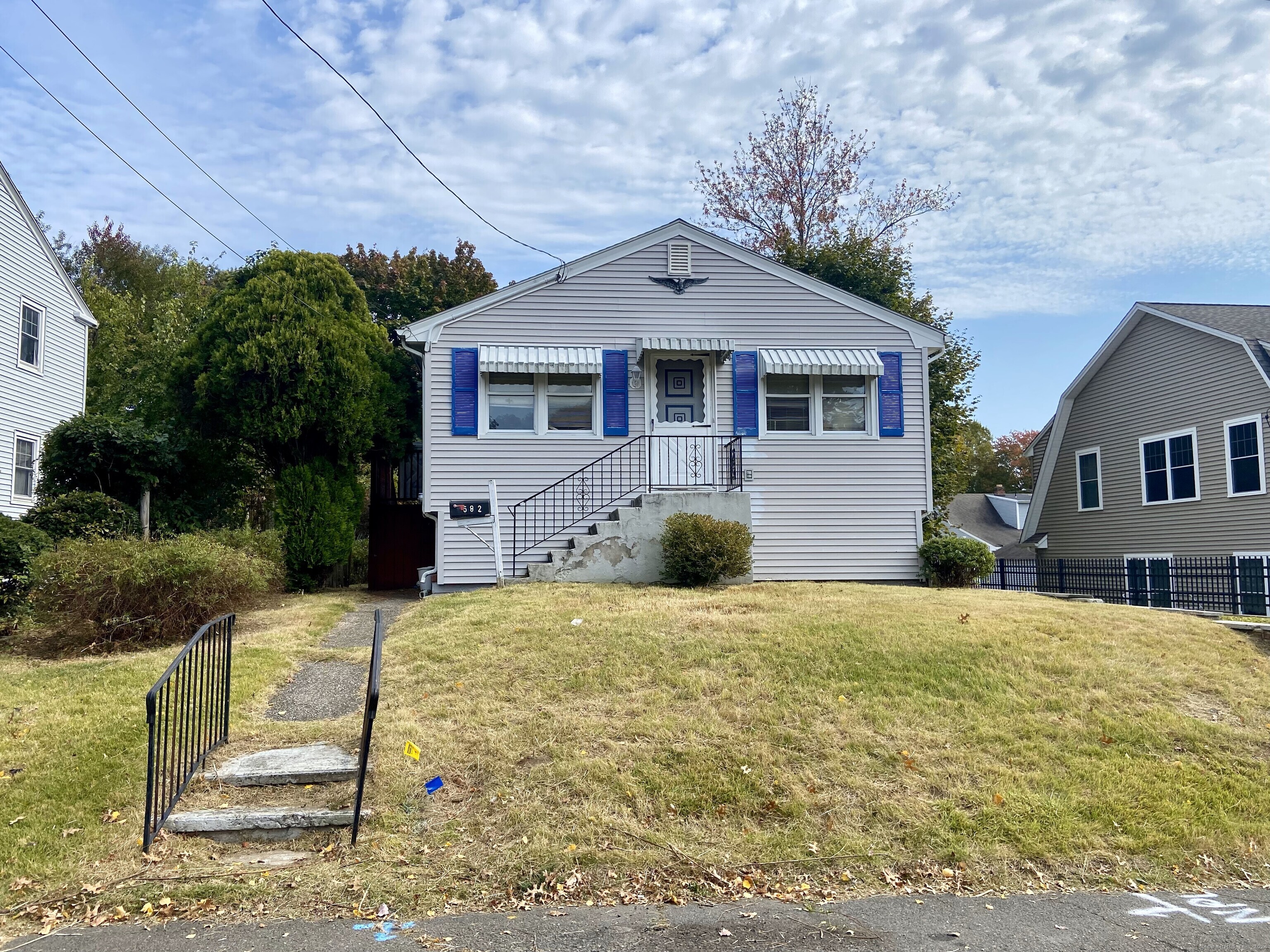 582 Light Street Stratford CT 06614