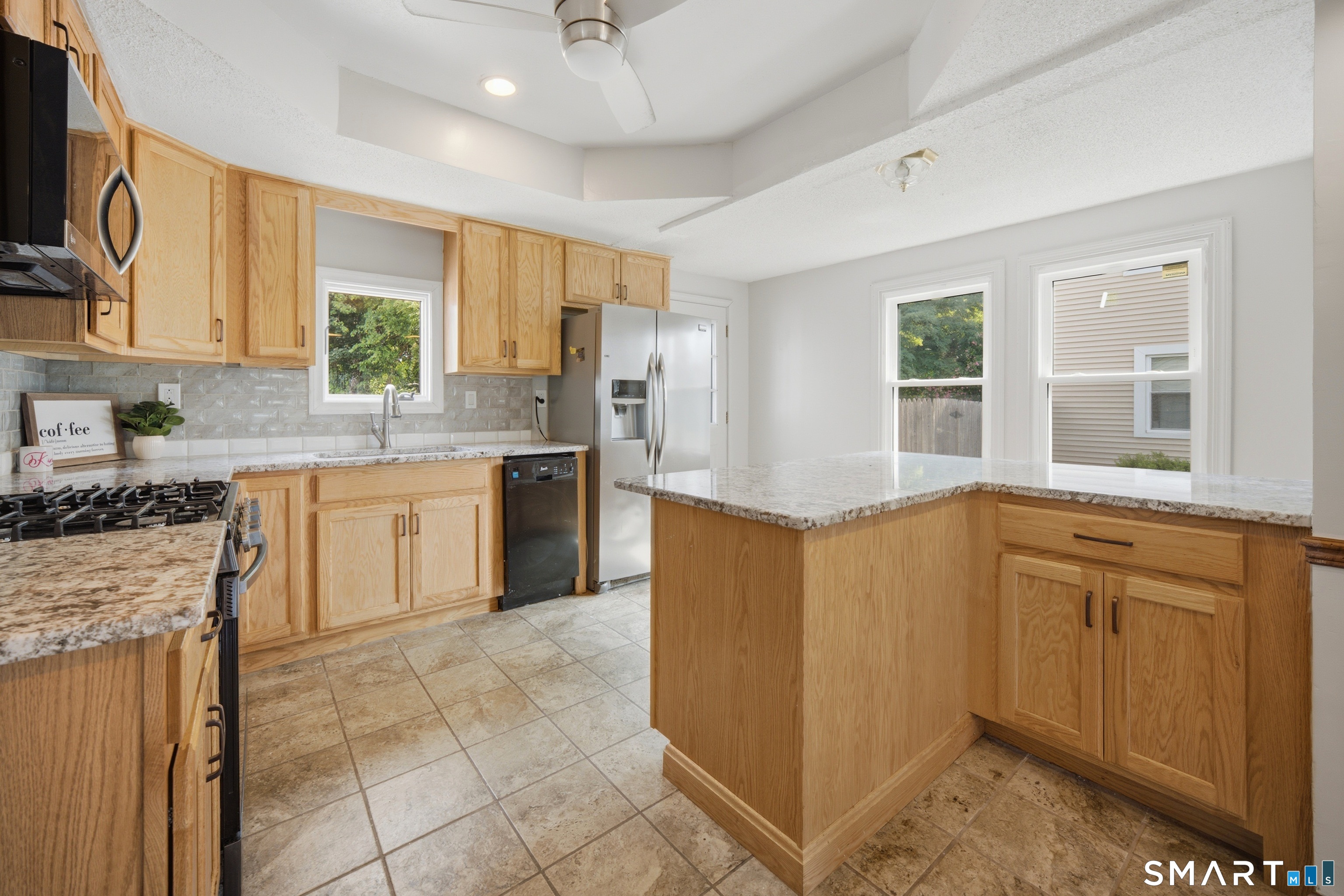 10 Elaine Drive East Windsor CT 06088