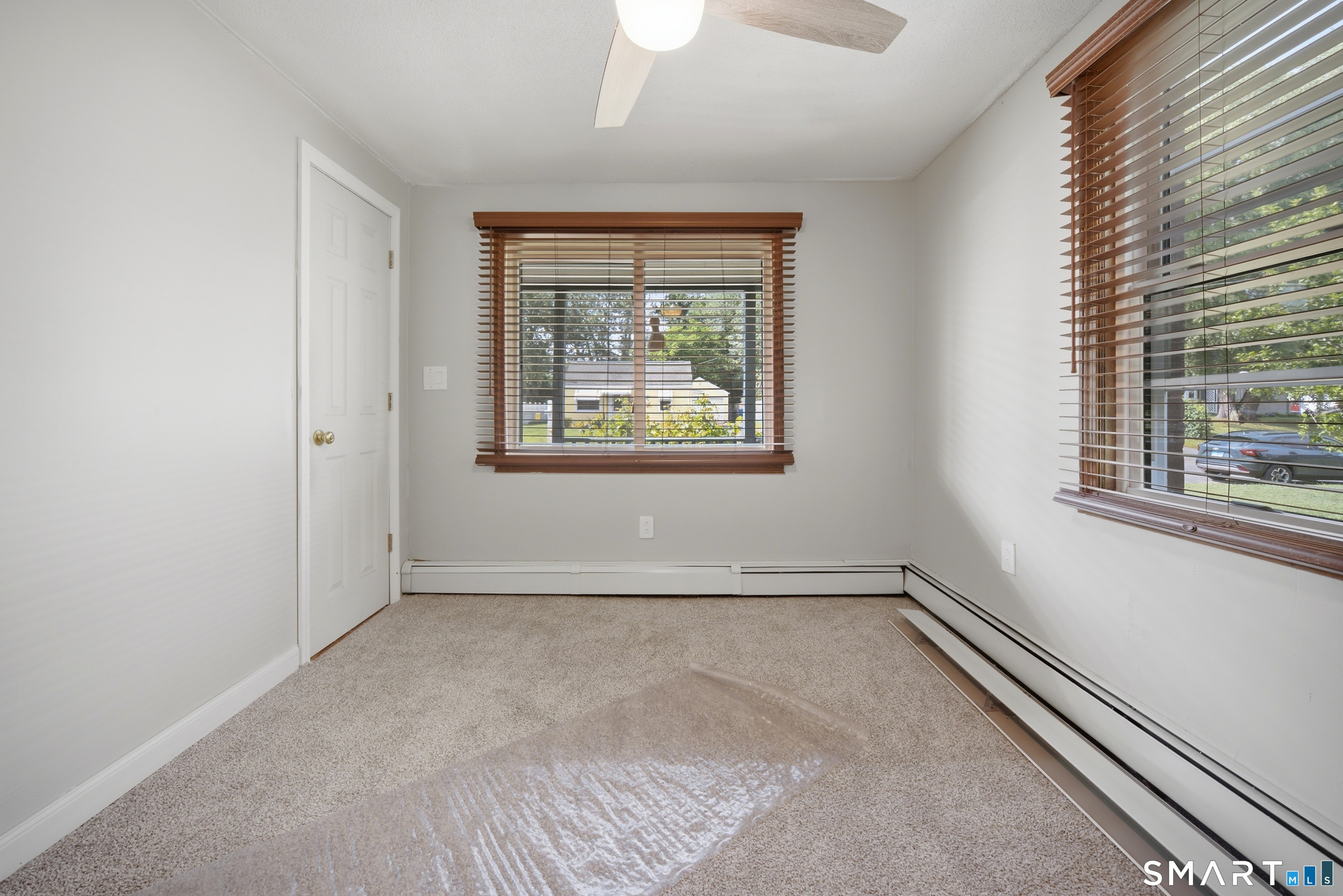 10 Elaine Drive East Windsor CT 06088