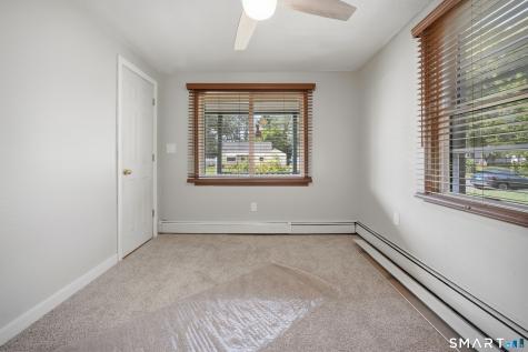10 Elaine Drive East Windsor CT 06088