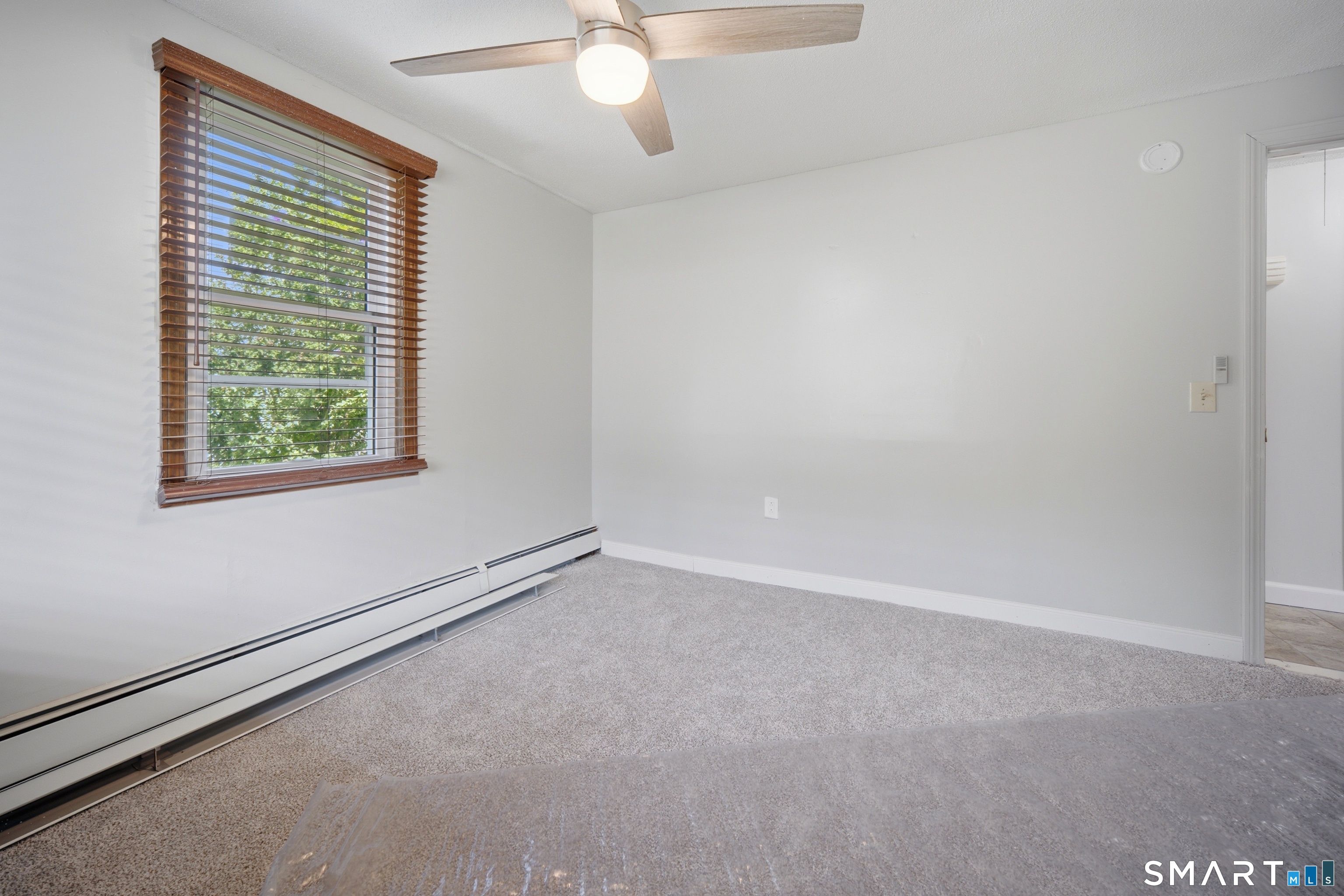 10 Elaine Drive East Windsor CT 06088