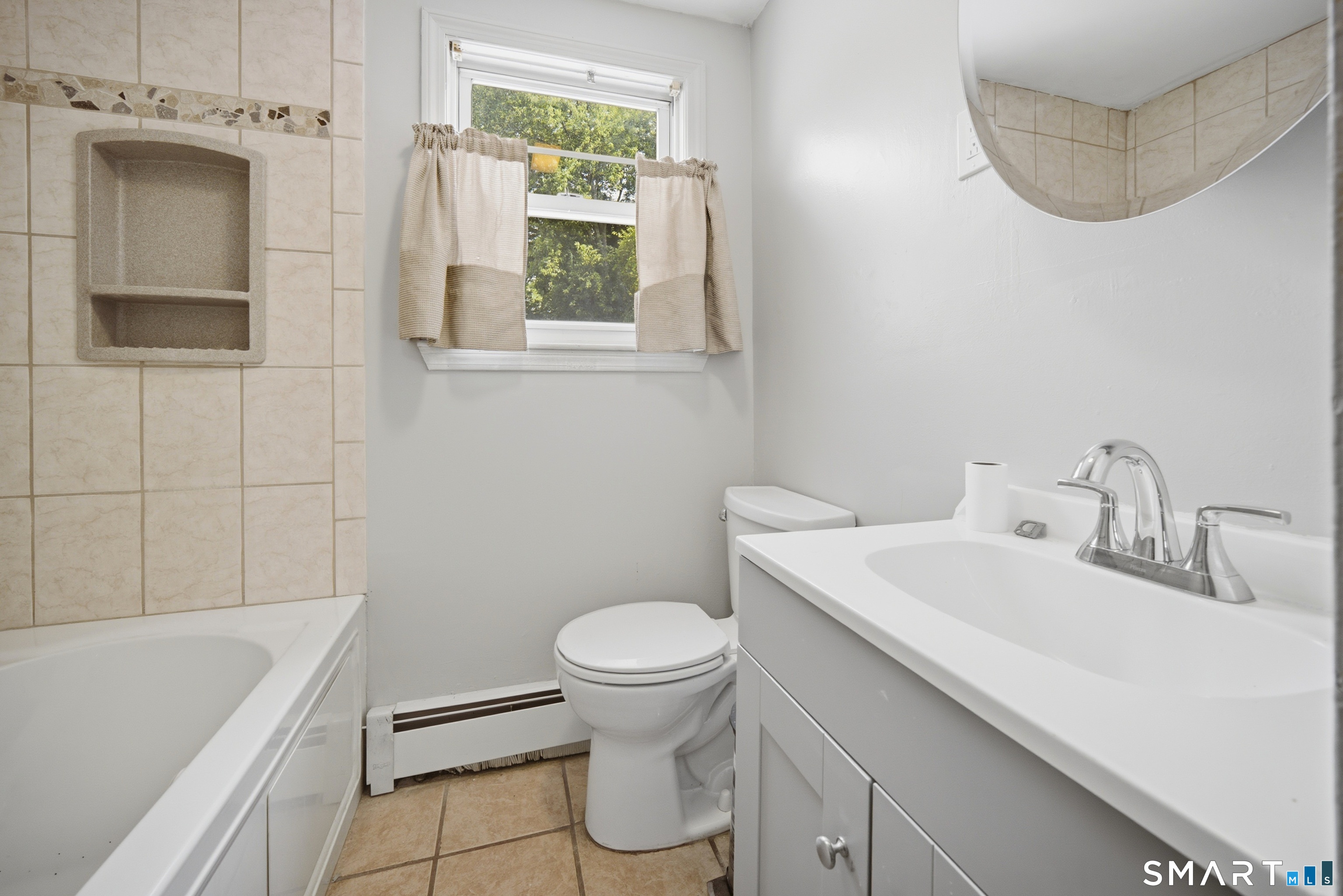 10 Elaine Drive East Windsor CT 06088