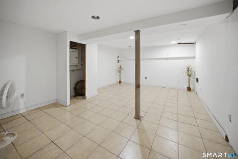 10 Elaine Drive East Windsor CT 06088