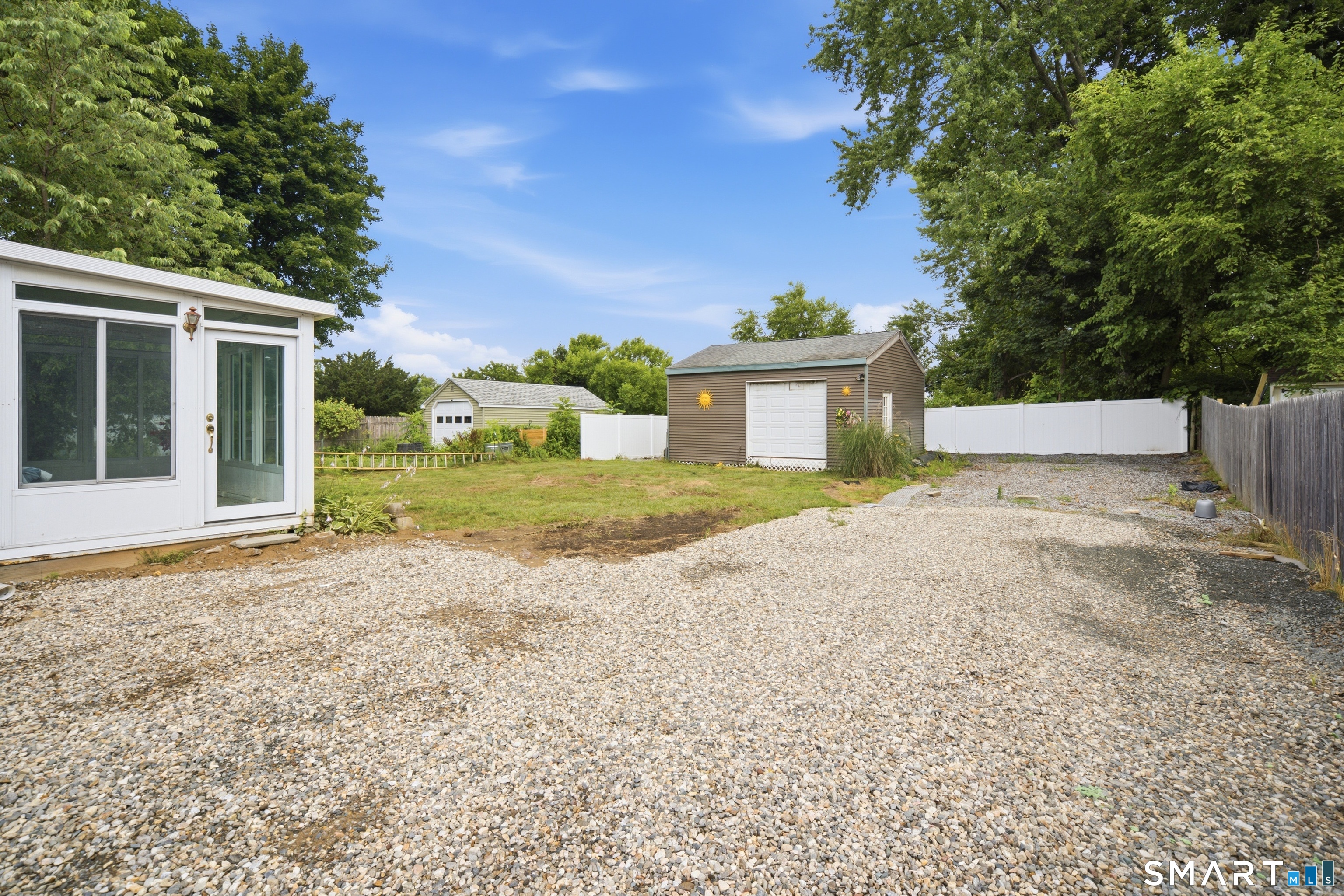10 Elaine Drive East Windsor CT 06088
