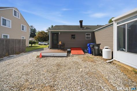 10 Elaine Drive East Windsor CT 06088