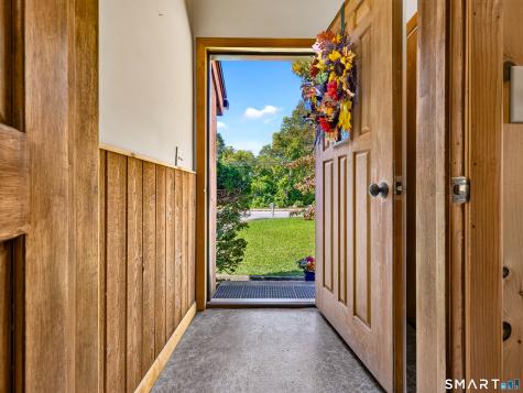 7 Bloomingdale Road Waterford CT 06375