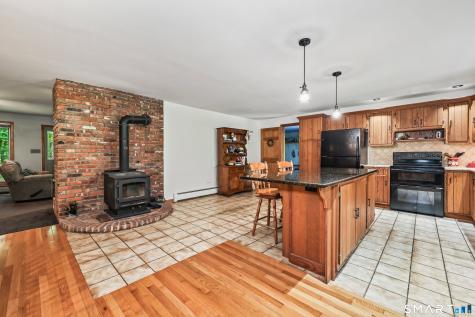 Shady Brook Road New Hartford CT 06057