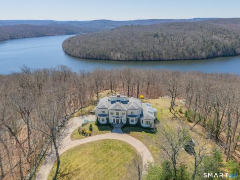 216 Kuhne Road Southbury CT 06488