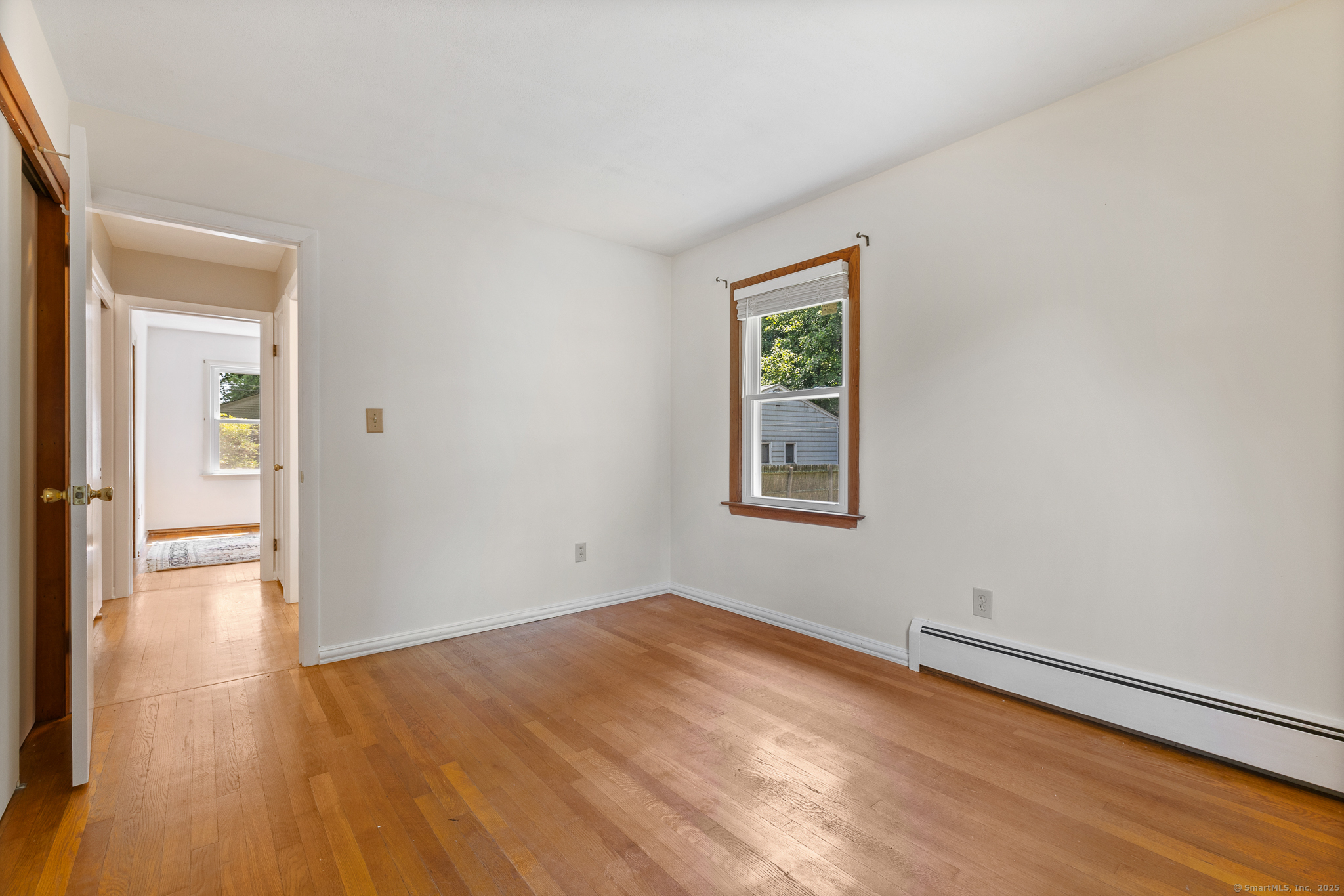 24 Pine Street Waterford CT 06385