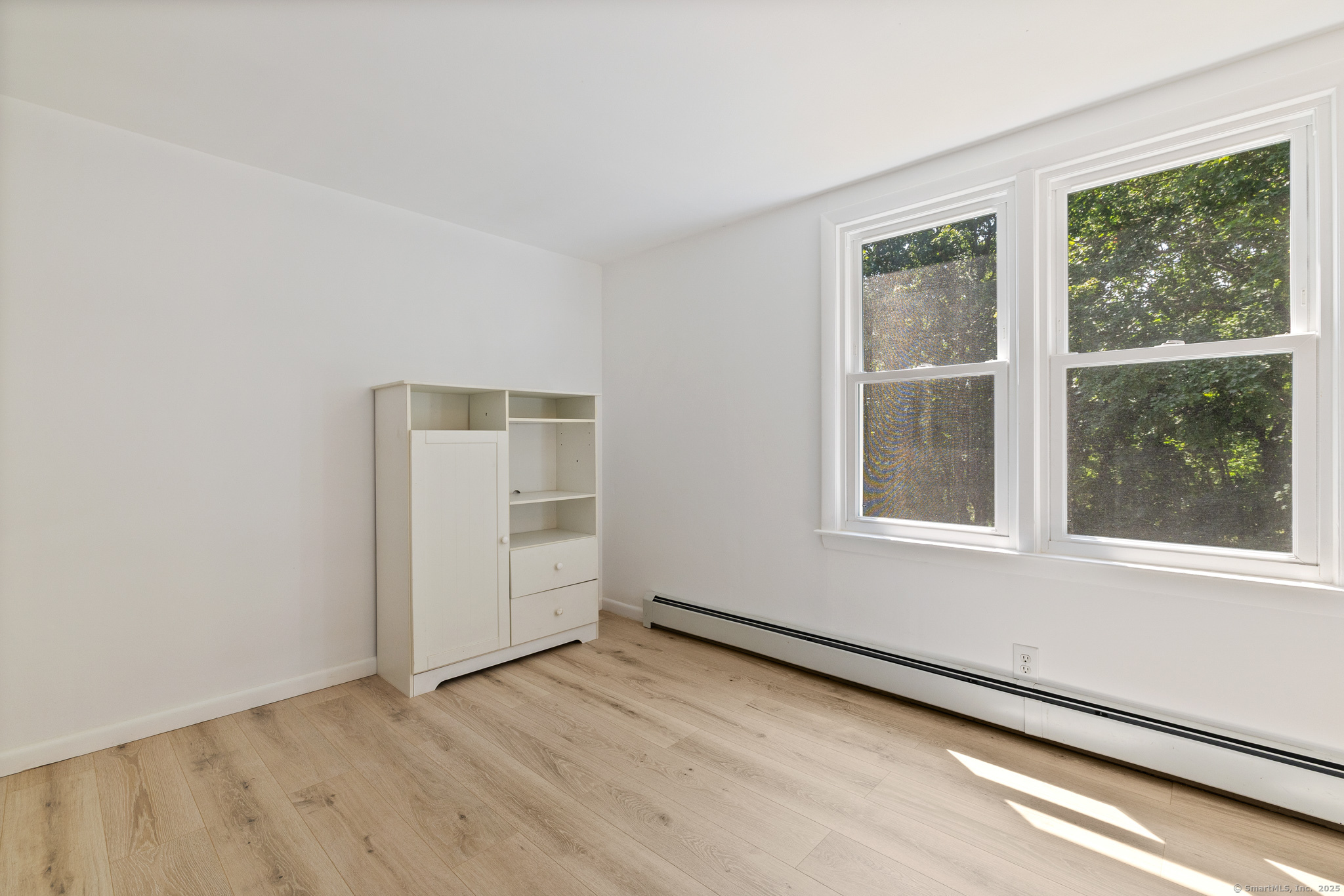 24 Pine Street Waterford CT 06385