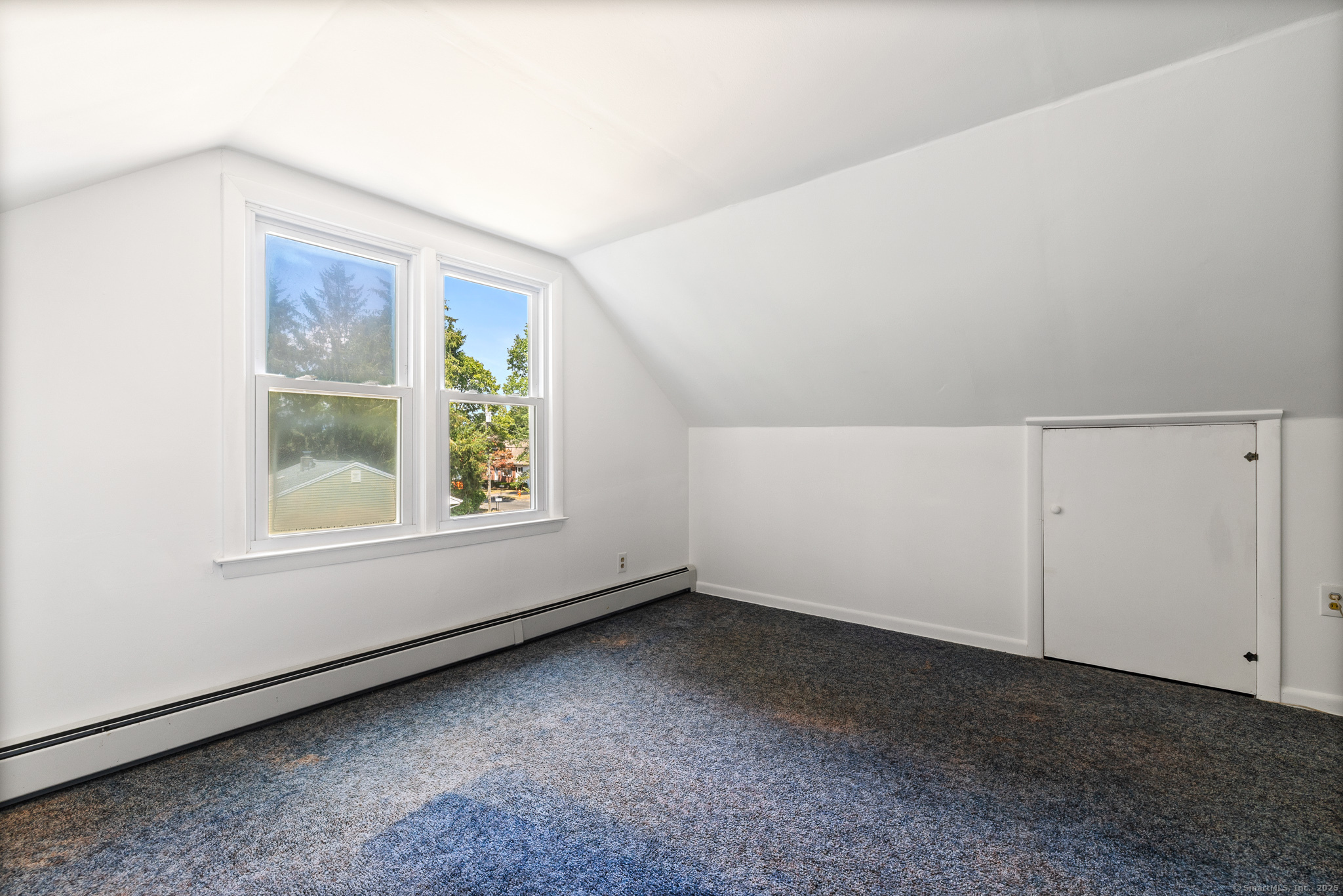 24 Pine Street Waterford CT 06385