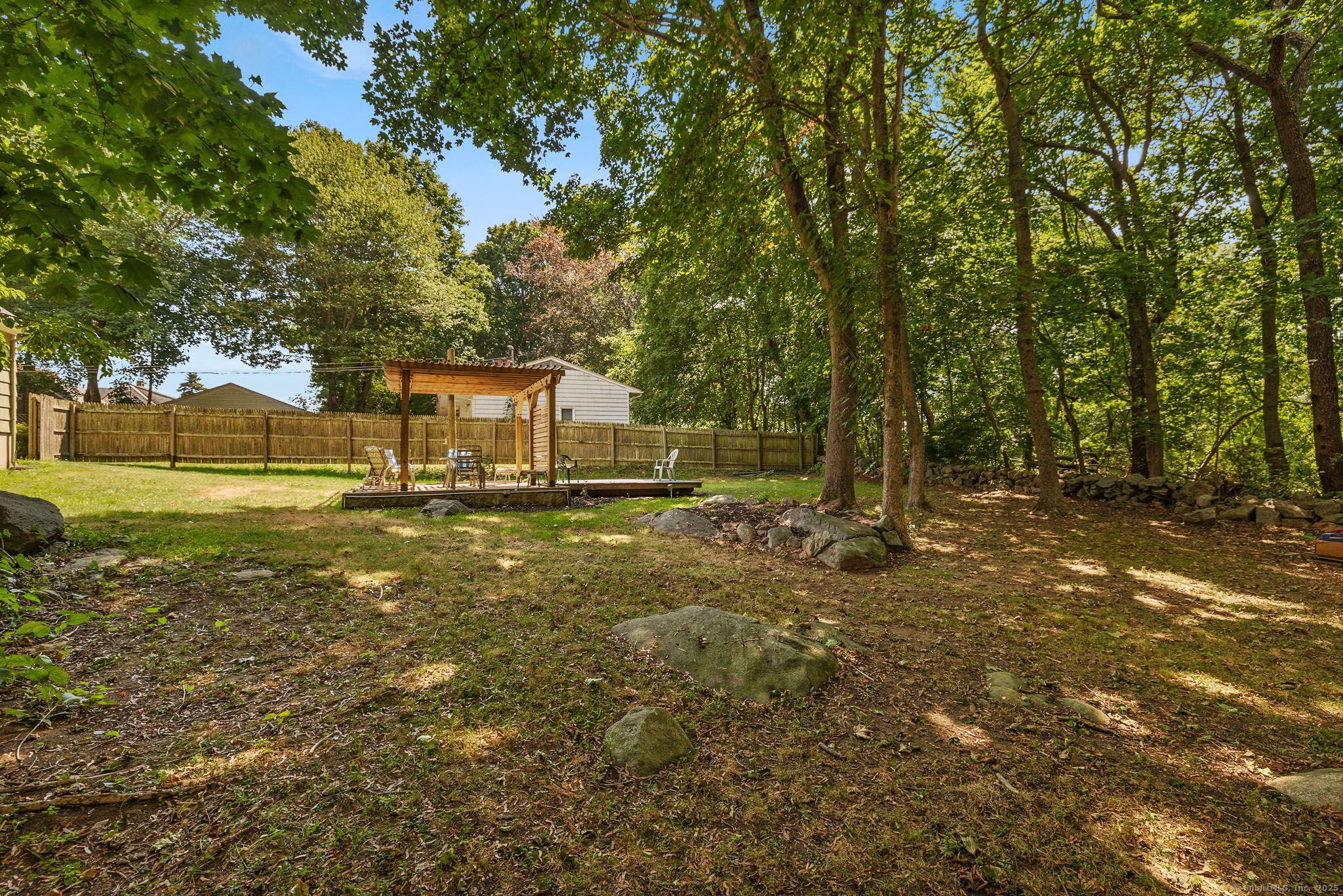 24 Pine Street Waterford CT 06385