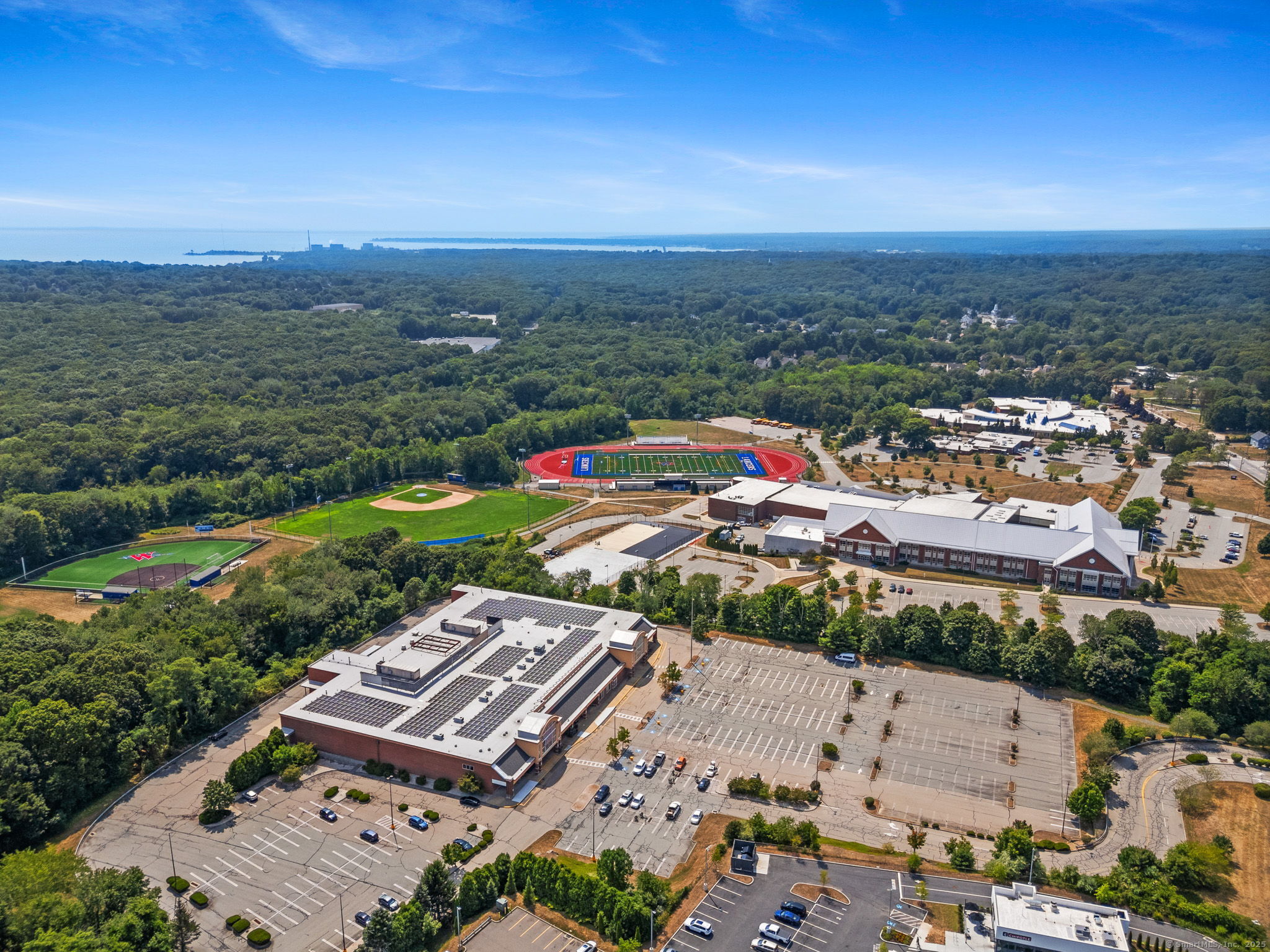 24 Pine Street Waterford CT 06385