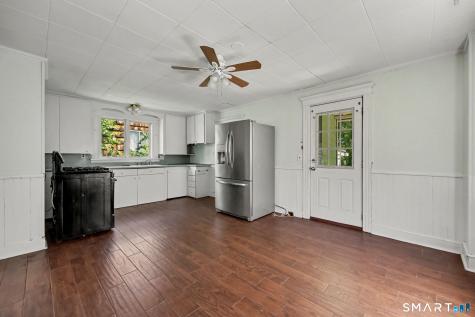 26 Victor Street Danbury CT 06810