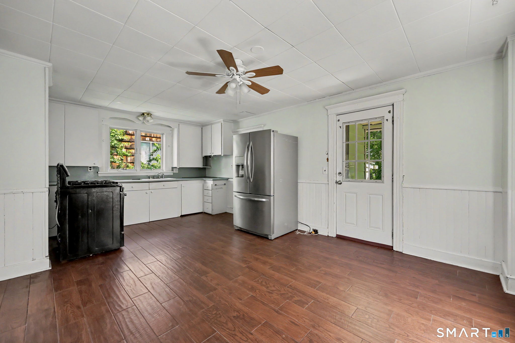 26 Victor Street Danbury CT 06810