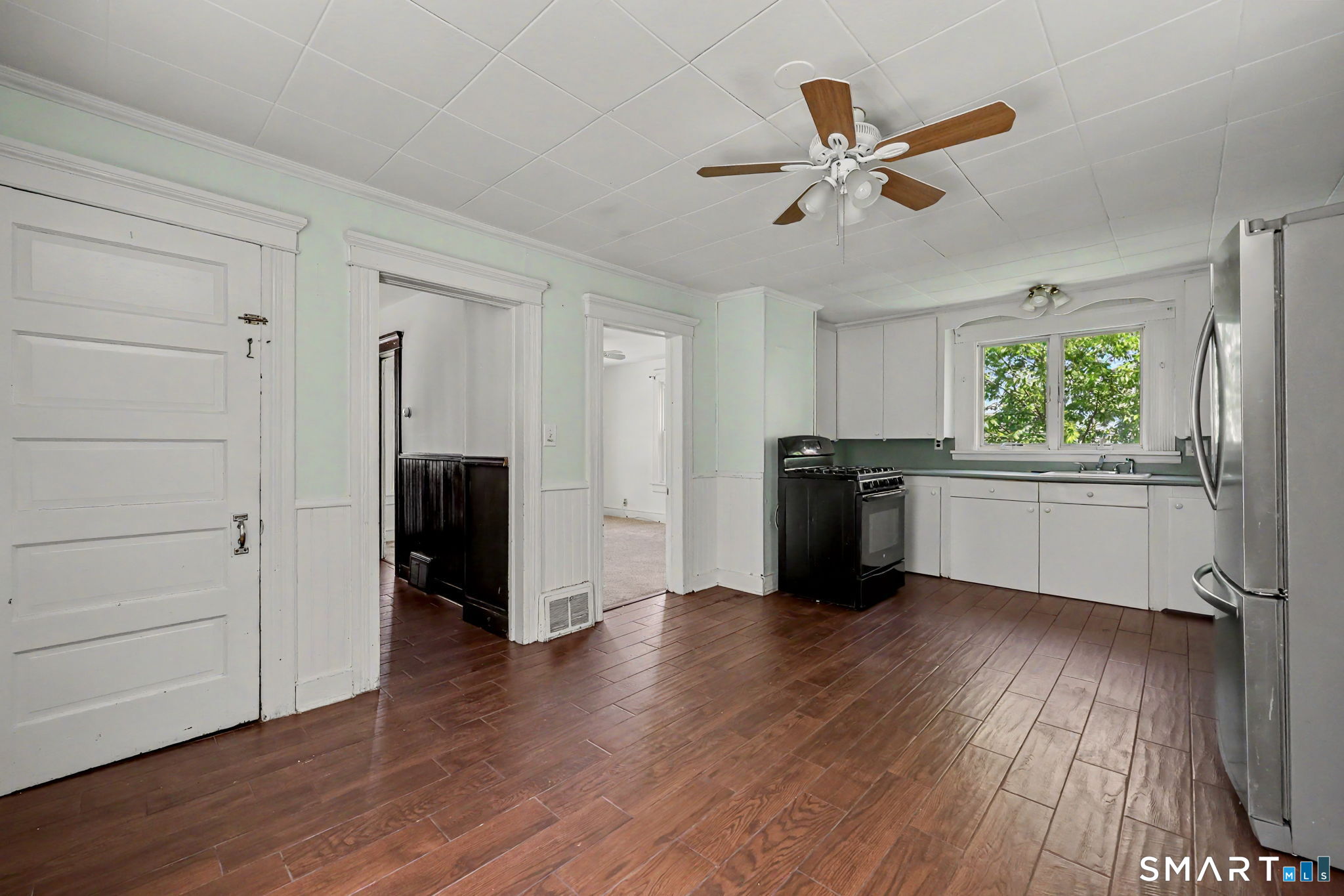 26 Victor Street Danbury CT 06810