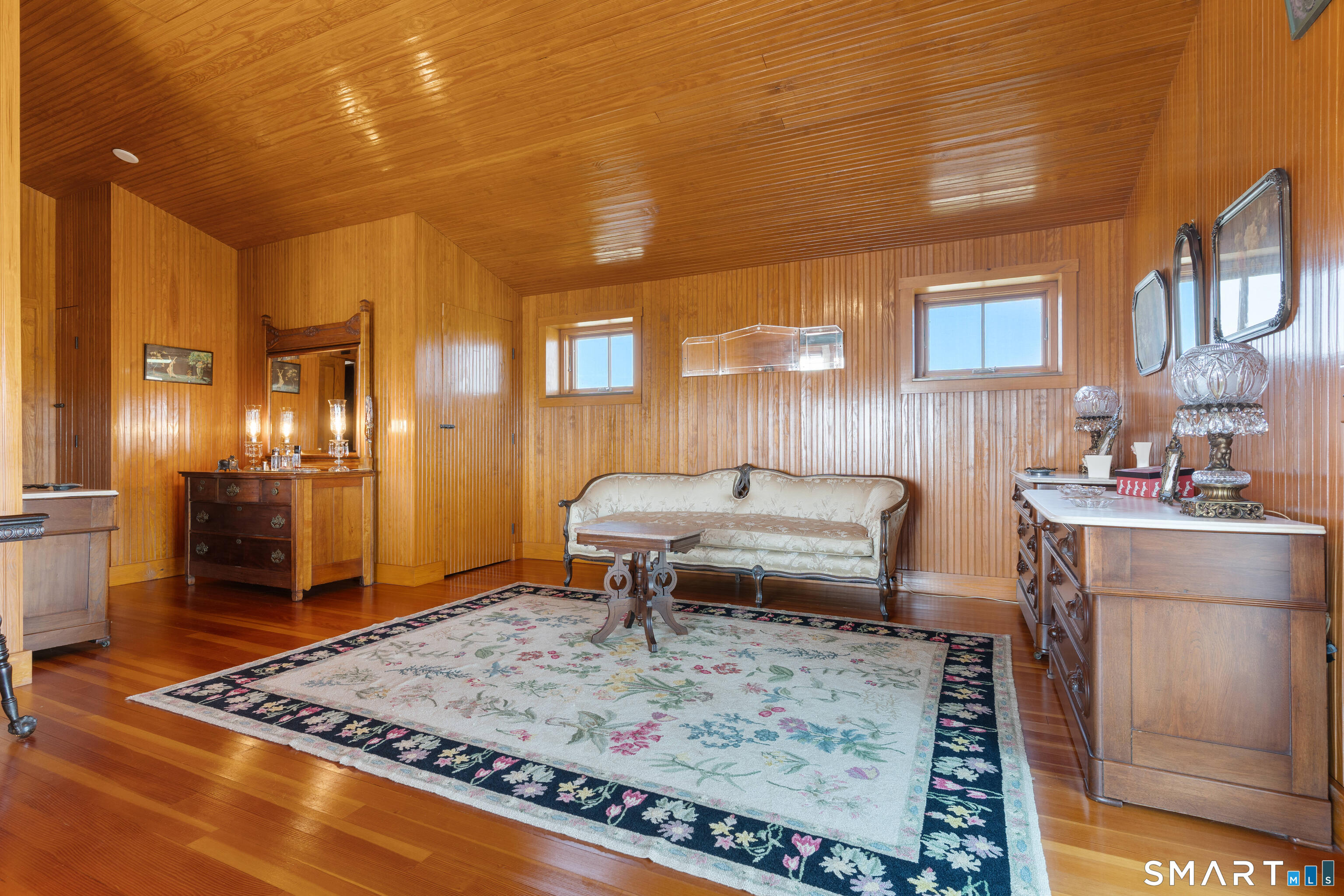 2 Minor Road East Haven CT 06512