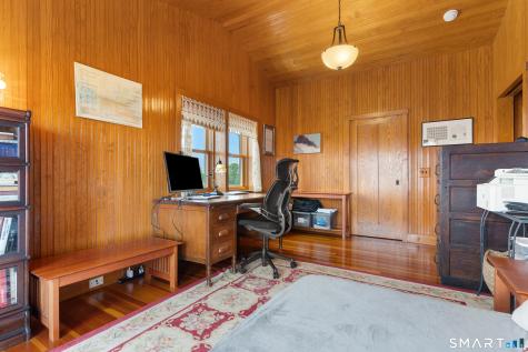2 Minor Road East Haven CT 06512