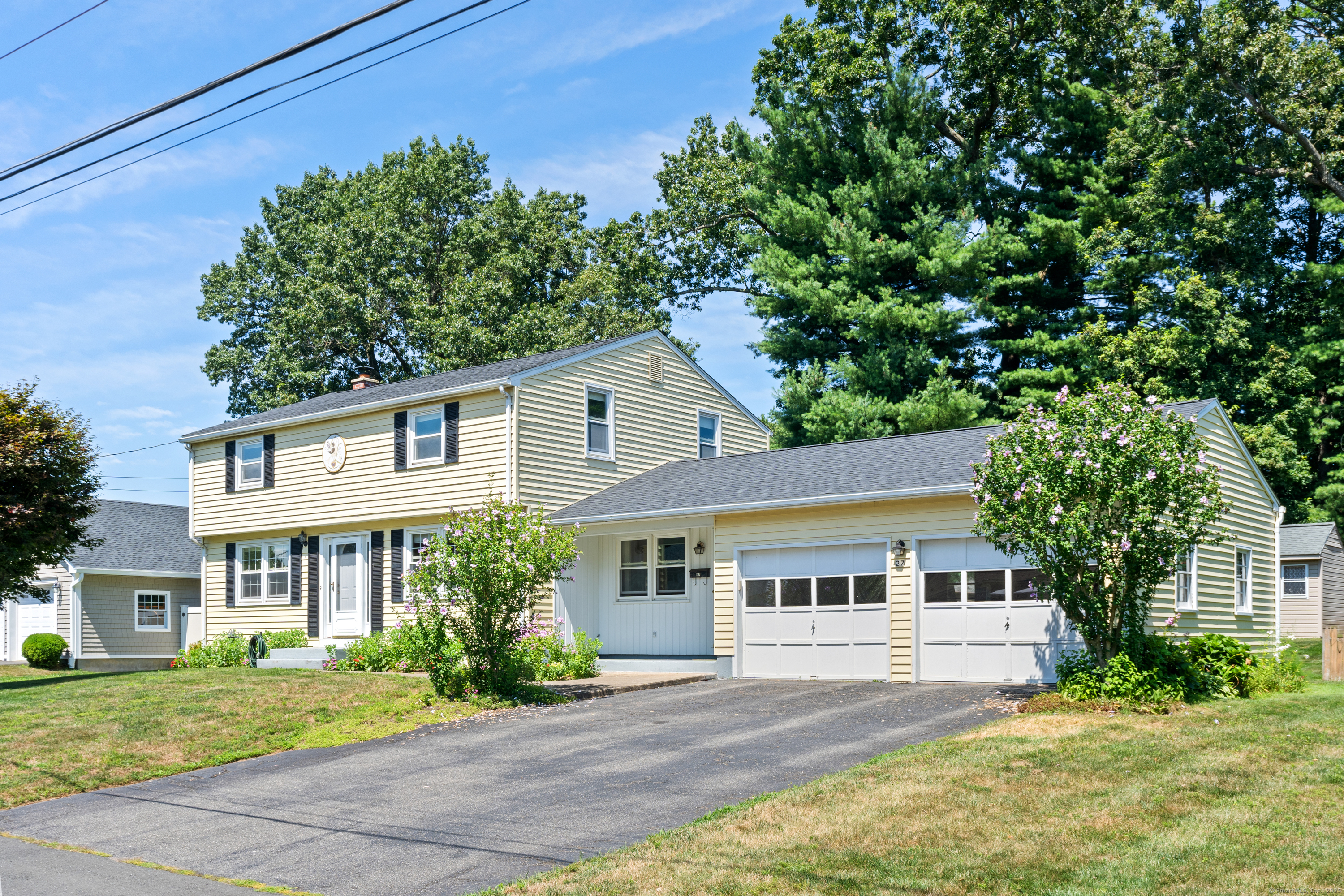 27 Circle Drive Enfield CT 06082
