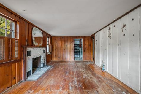 218 Griffin Road Suffield CT 06093