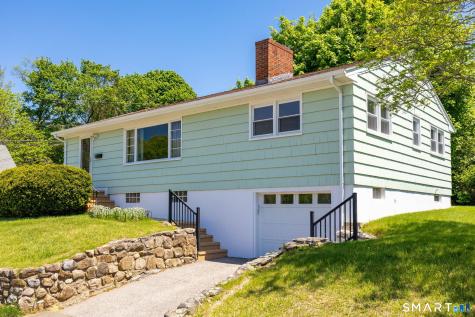 2 Charles Street New London CT 06320