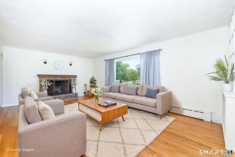 2 Charles Street New London CT 06320