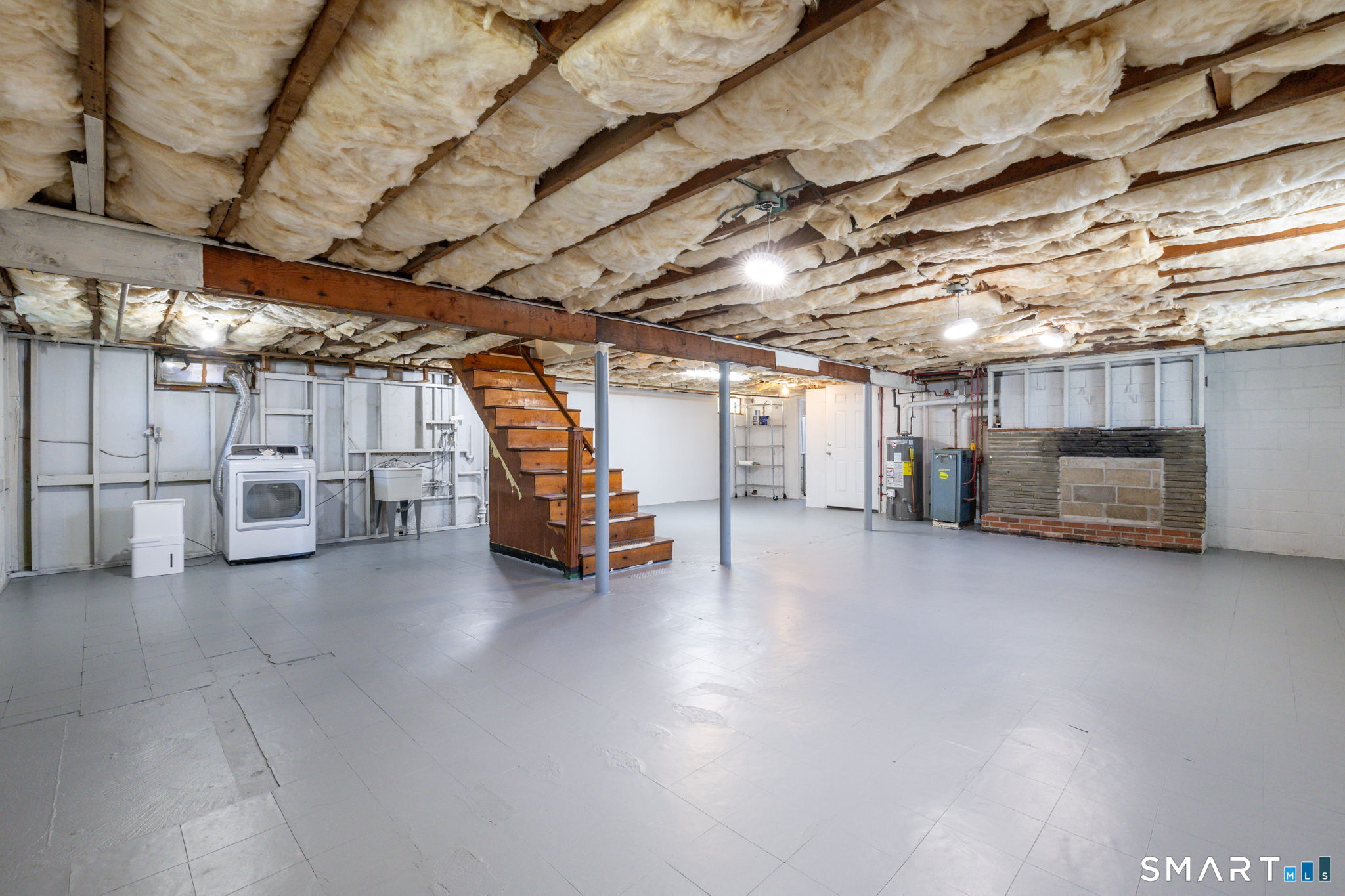 2 Charles Street New London CT 06320
