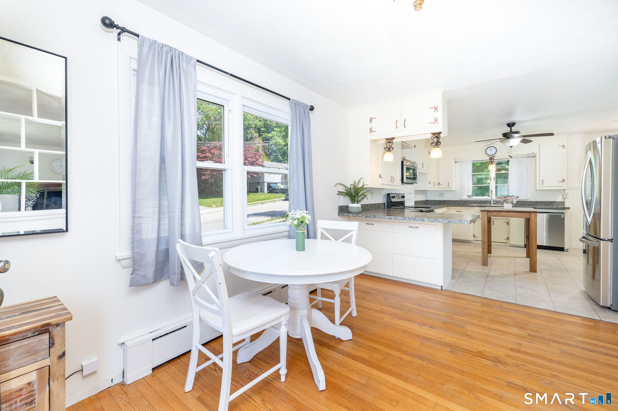 2 Charles Street New London CT 06320