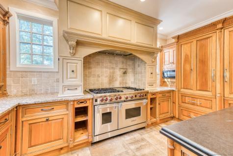 25 Hermit Lane Westport CT 06880