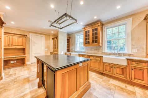25 Hermit Lane Westport CT 06880