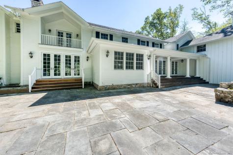 25 Hermit Lane Westport CT 06880