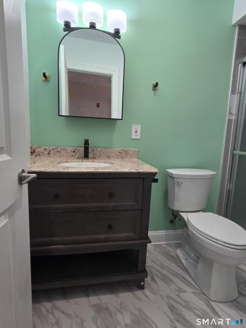 8 Pine Street Norwich CT 06360
