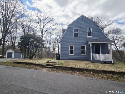 8 Pine Street Norwich CT 06360