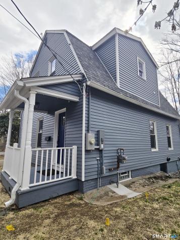 8 Pine Street Norwich CT 06360