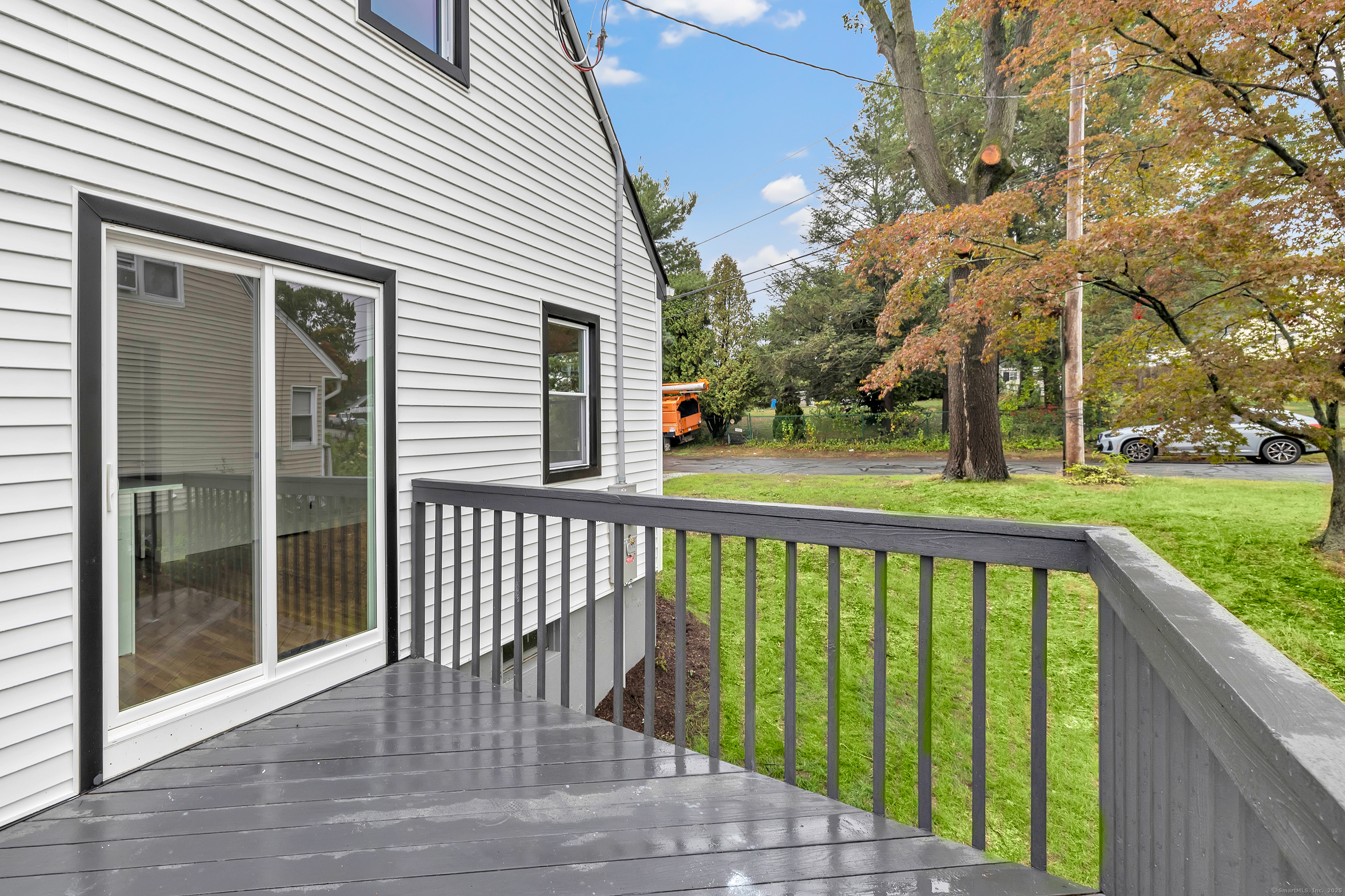 16 Oakdale Street Bridgeport CT 06606