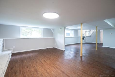 152 Richards Drive Monroe CT 06468
