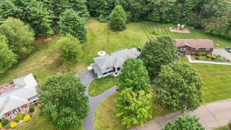 152 Richards Drive Monroe CT 06468
