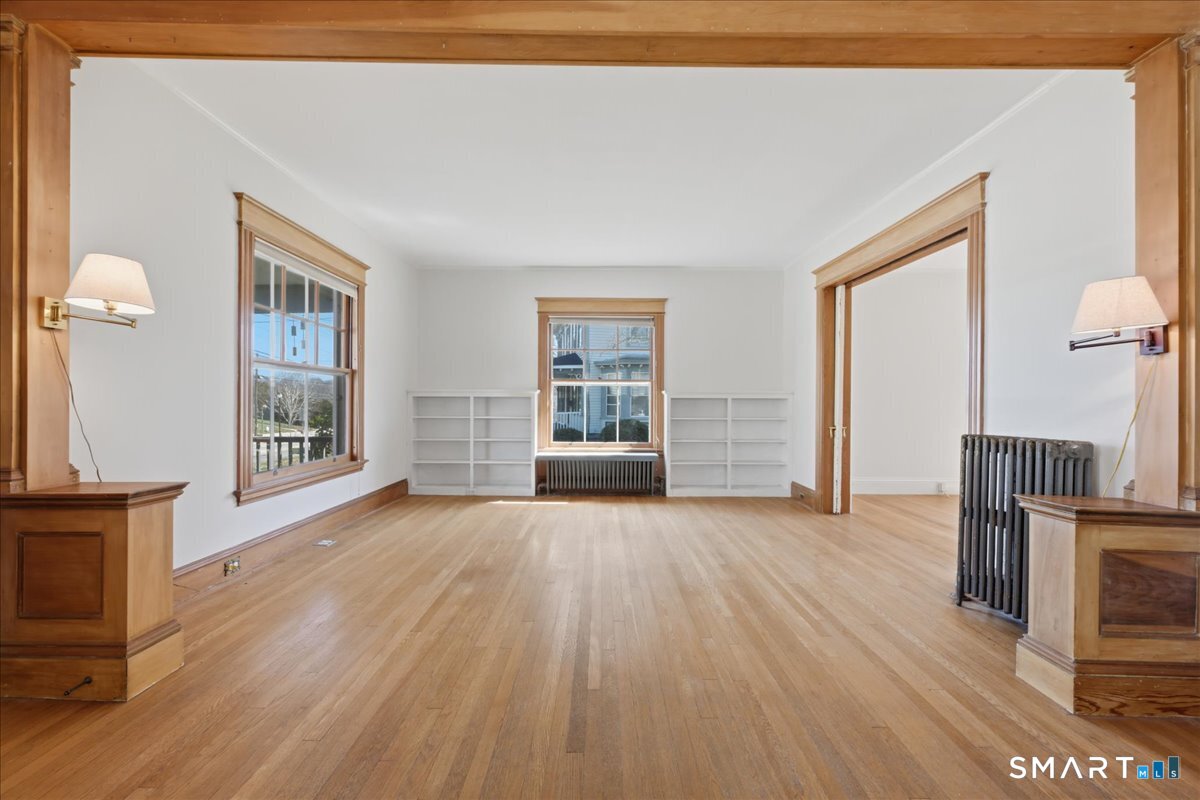 124 West Broad Street Stonington CT 06379