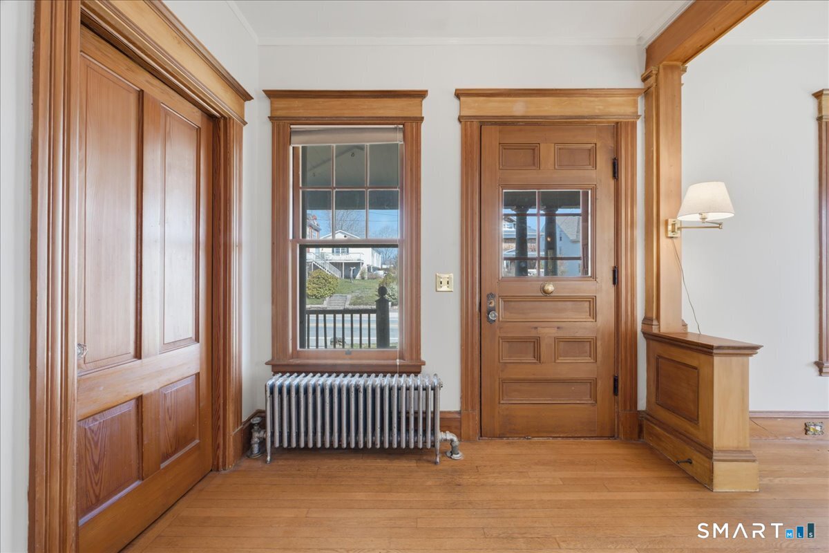 124 West Broad Street Stonington CT 06379