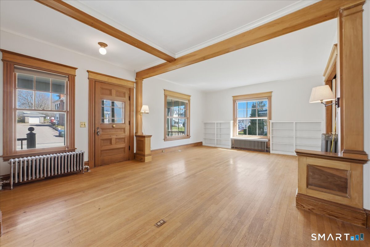 124 West Broad Street Stonington CT 06379